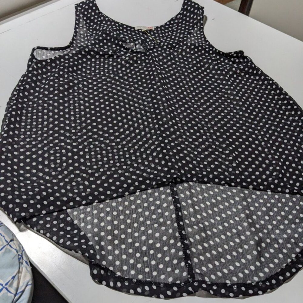 BLACK & WHITE SHEER BLOUSE MEDIUM